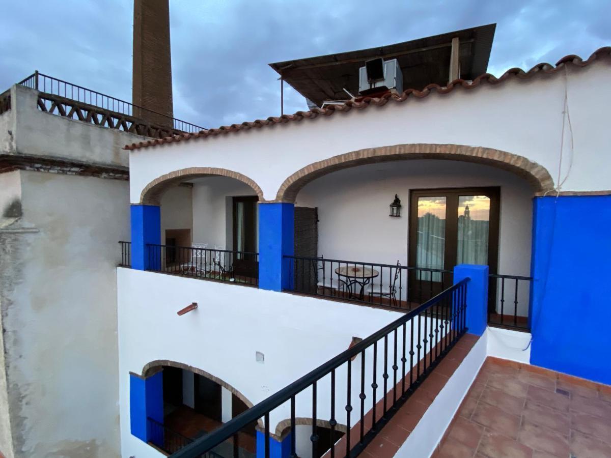 Hotel Rural La Posada De Las Cigueenas Jerez De Los Caballeros Dış mekan fotoğraf