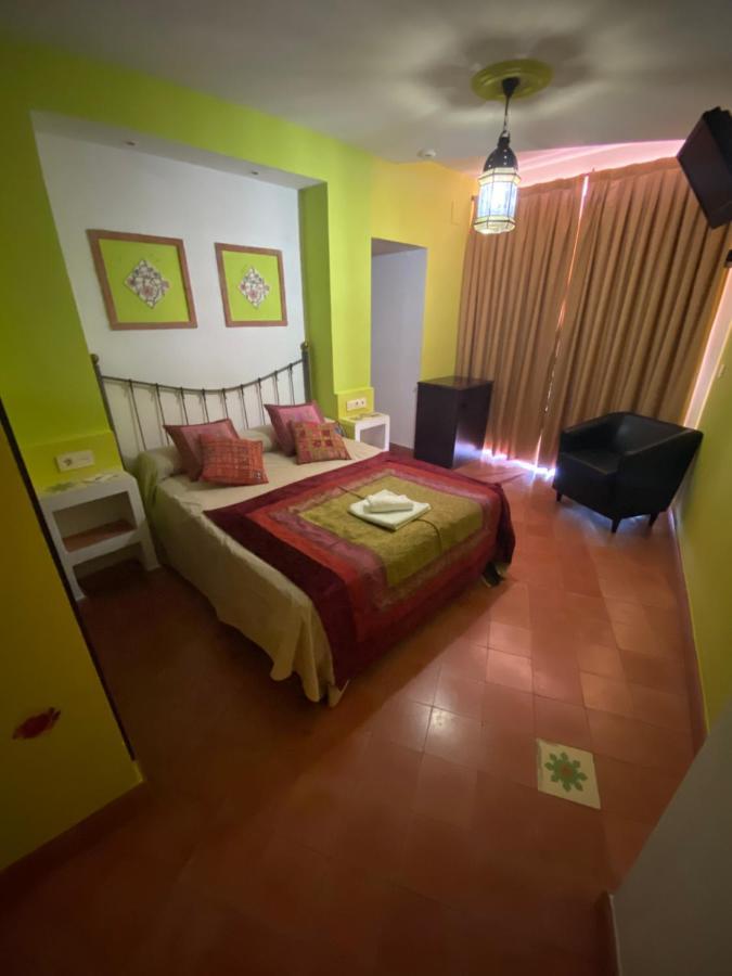 Hotel Rural La Posada De Las Cigueenas Jerez De Los Caballeros Dış mekan fotoğraf