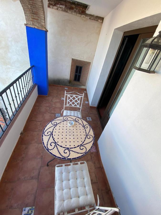 Hotel Rural La Posada De Las Cigueenas Jerez De Los Caballeros Dış mekan fotoğraf
