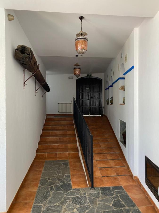 Hotel Rural La Posada De Las Cigueenas Jerez De Los Caballeros Dış mekan fotoğraf