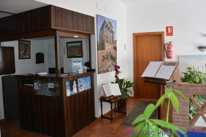 Hotel Rural La Posada De Las Cigueenas Jerez De Los Caballeros Dış mekan fotoğraf